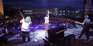 2011
